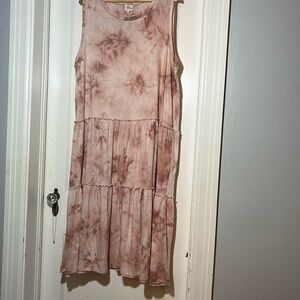 Ava James  3X sleeveless long tiered maxi dress.  Tye dyed light orange/white